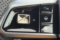 Vehicle Thumbnail 33