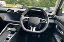 Vehicle Thumbnail 15