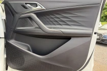 Vehicle Thumbnail 16