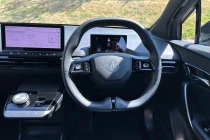 Vehicle Thumbnail 15