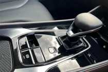 Vehicle Thumbnail 30