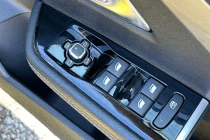 Vehicle Thumbnail 18