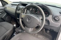 Vehicle Thumbnail 6