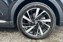 Vehicle Thumbnail 16