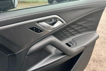 Vehicle Thumbnail 16