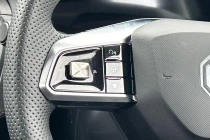 Vehicle Thumbnail 16