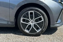 Vehicle Thumbnail 5