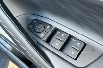 Vehicle Thumbnail 18