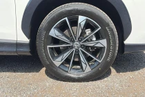Vehicle Thumbnail 17