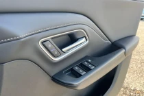 Vehicle Thumbnail 16