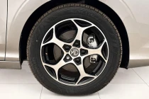 Vehicle Thumbnail 7