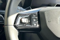 Vehicle Thumbnail 16