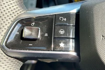 Vehicle Thumbnail 16