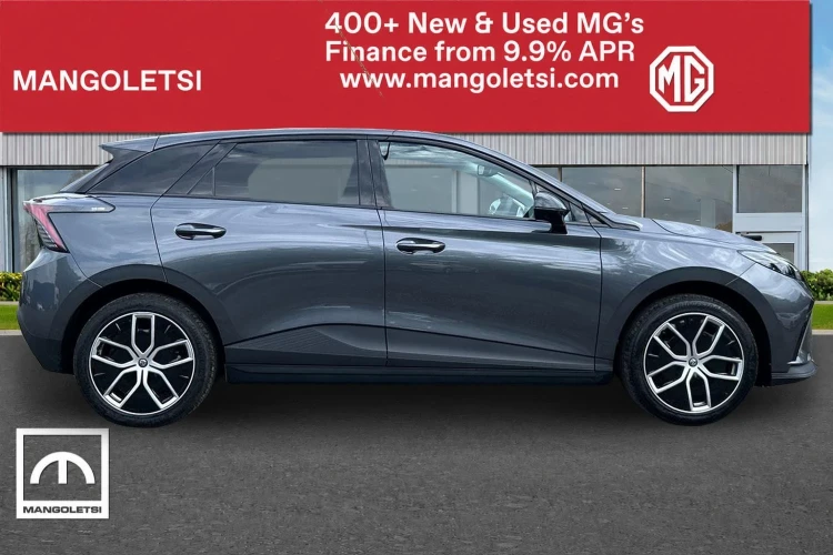 Vehicle Image - 3