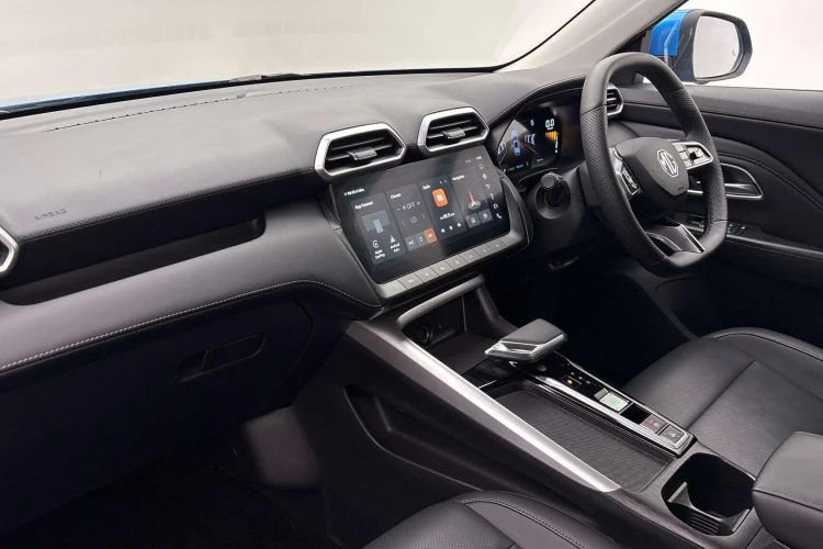 Vehicle Image - 3