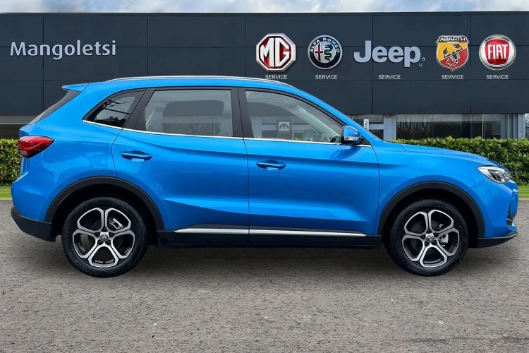 Vehicle Image - 3