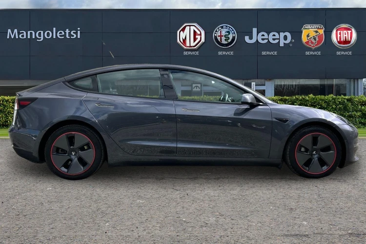 Vehicle Image - 3