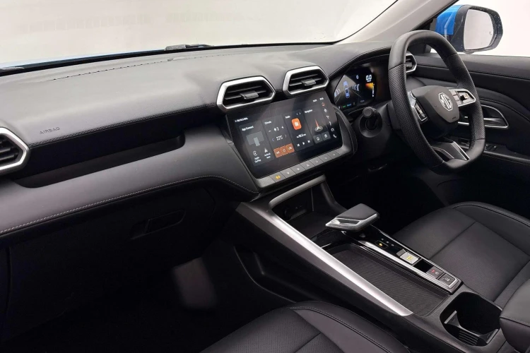 Vehicle Image - 3