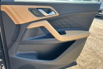 Vehicle Thumbnail 14