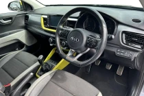 Vehicle Thumbnail 6