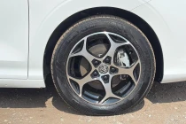 Vehicle Thumbnail 5