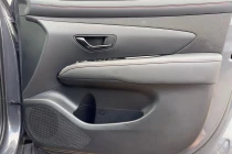 Vehicle Thumbnail 16