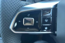 Vehicle Thumbnail 12