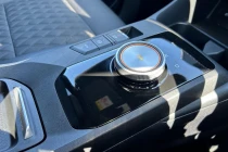 Vehicle Thumbnail 30