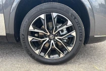 Vehicle Thumbnail 16