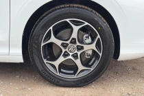Vehicle Thumbnail 5