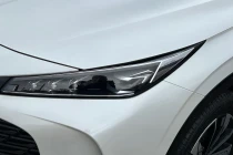 Vehicle Thumbnail 32