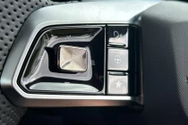 Vehicle Thumbnail 16