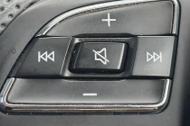 Vehicle Thumbnail 16