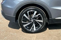 Vehicle Thumbnail 5
