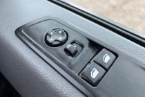 Vehicle Thumbnail 18