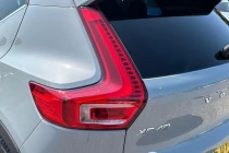 Vehicle Thumbnail 28