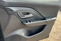 Vehicle Thumbnail 28