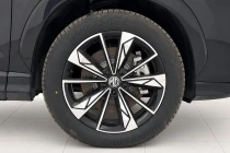 Vehicle Thumbnail 7