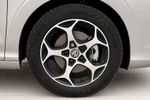 Vehicle Thumbnail 7