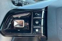 Vehicle Thumbnail 16