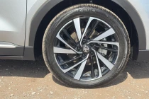 Vehicle Thumbnail 18