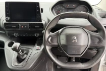 Vehicle Thumbnail 9