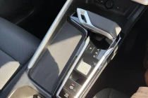Vehicle Thumbnail 12