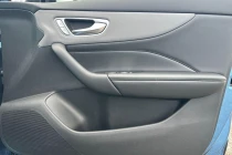 Vehicle Thumbnail 12