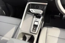 Vehicle Thumbnail 17