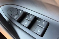Vehicle Thumbnail 18