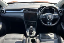 Vehicle Thumbnail 9