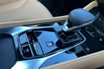 Vehicle Thumbnail 10