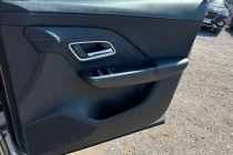 Vehicle Thumbnail 12