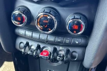 Vehicle Thumbnail 12
